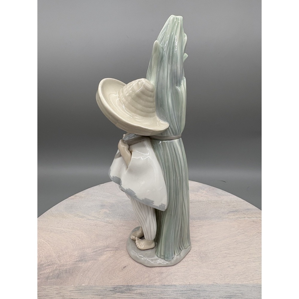 Vintage Lladro Figurine Porcelain Panchito Boy Glossy Finish Made in Spain 12" - Picture 4 of 16